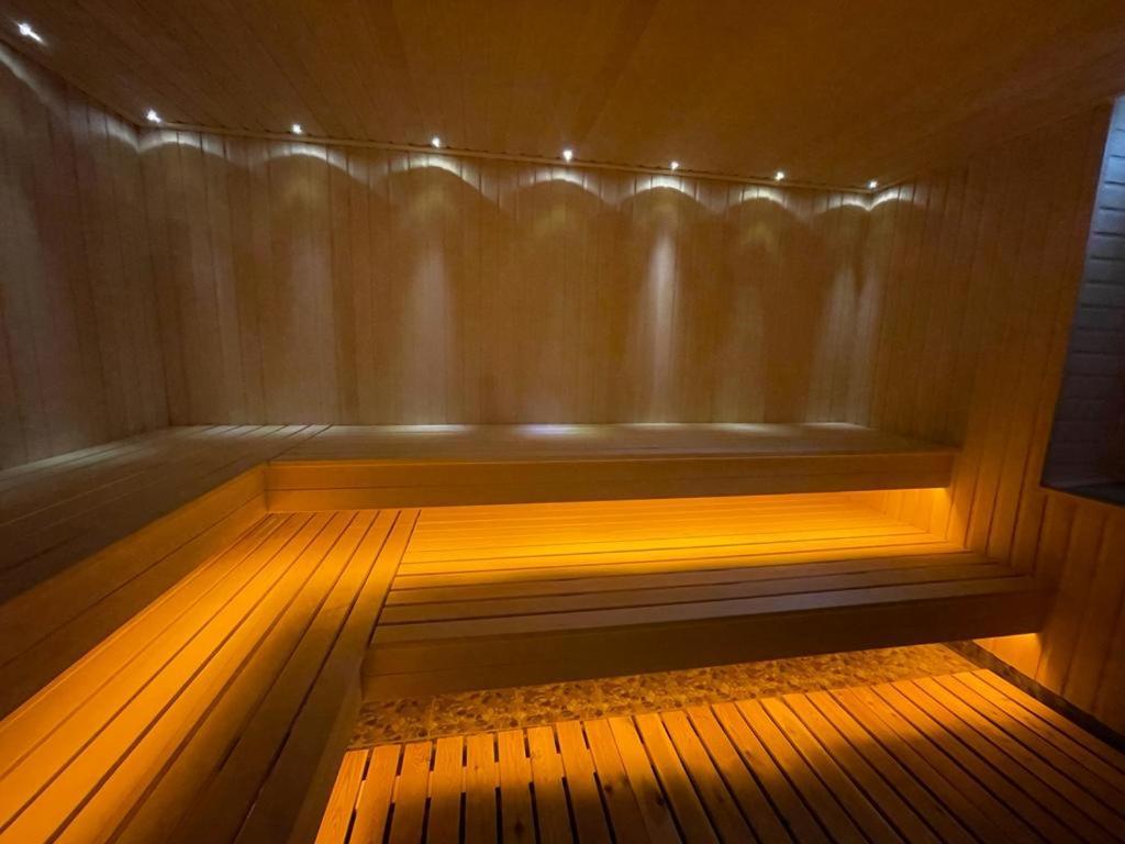 Barhat Hotel & Spa Taraz Kültér fotó