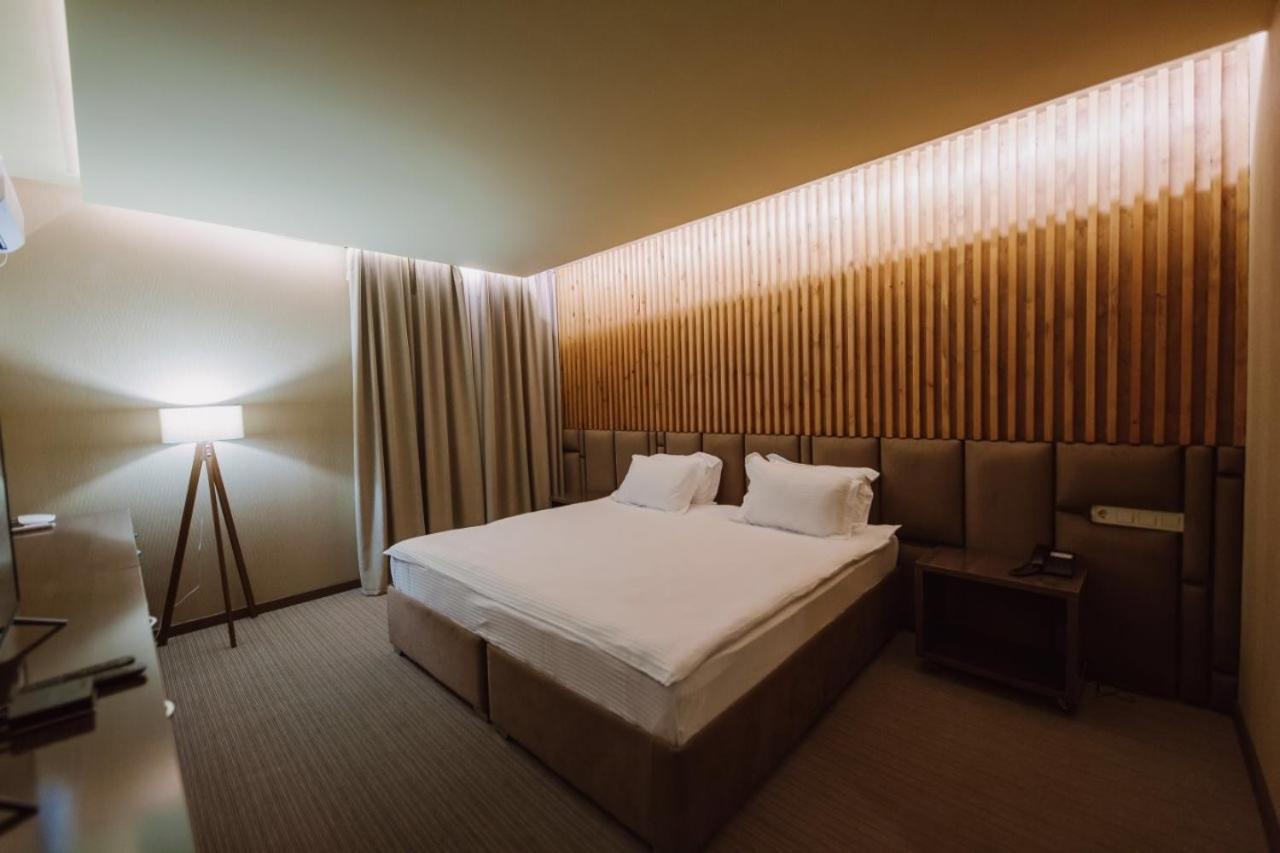 Barhat Hotel & Spa Taraz Kültér fotó