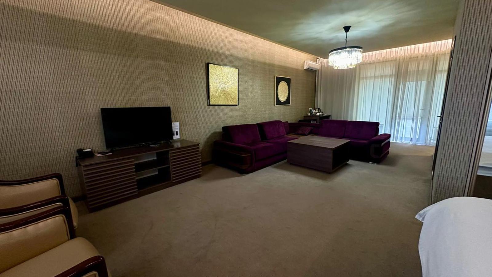 Barhat Hotel & Spa Taraz Kültér fotó